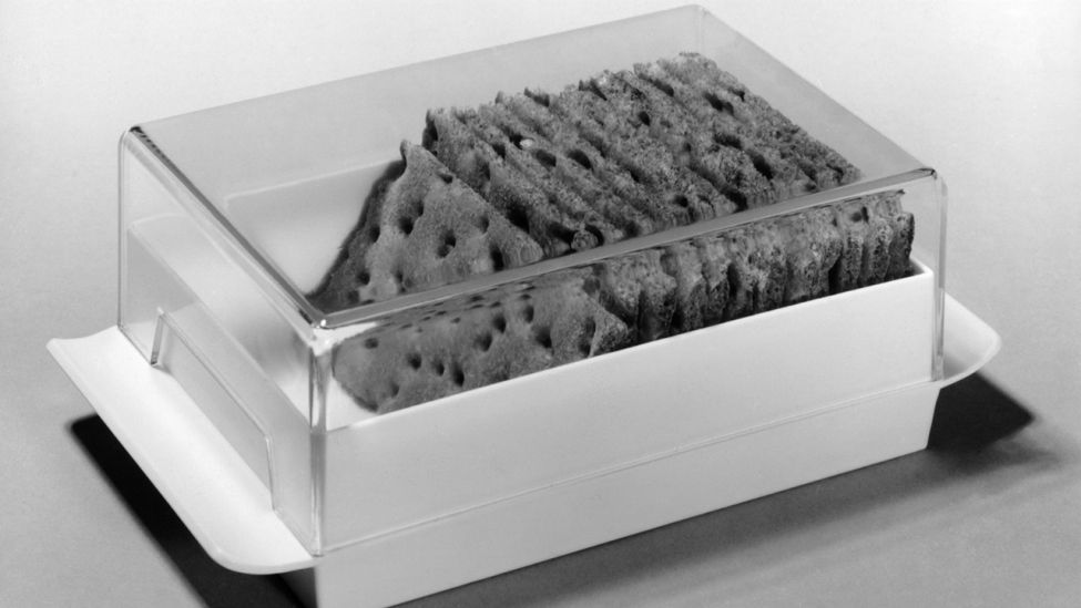 Eine Brotbox für Gaststätten (Plexigum) für Schumm, Entwurf: 1962 von Günter Kupetz (Quelle: Andrej Kupetz / Foto: Ingmar Kurth).