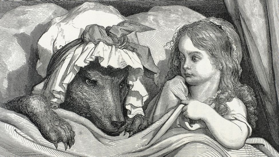 Charles Perrault (1628-1703). Französicher Schriftsteller "Little Red Riding Hood astonished to see how her grandmother looks". Gravur von Gustave Dore (1832-1883).