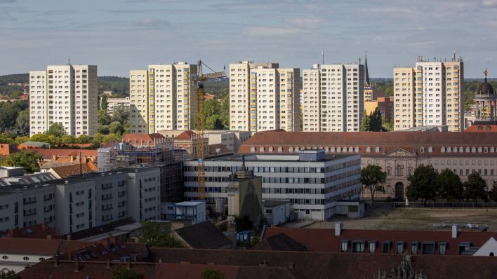 Wohnhäuser in Potsdam (Bild: imago images/Dirk Sattler)