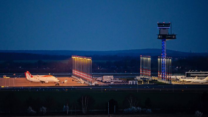 Der Flughafen Berlin Brandenburg BER am Abend des 18.03.2024.(Quelle:imago images/R.Keuenhof)