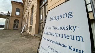 Archivbild: Eingang zum Kurt-Tucholksky-Literaturmuseum. (Quelle: rbb)