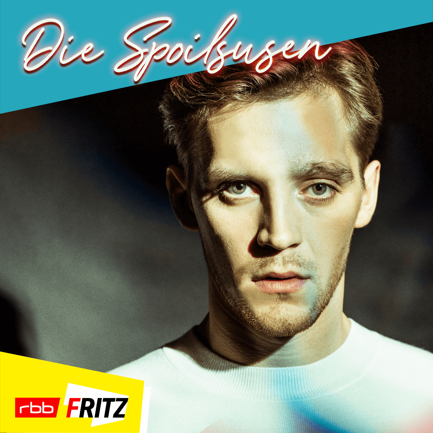 Jonas Nay aus "Deutschland 89" über den Struggle gegen Hans Zimmer und seine Gemeinsamkeit mit Scarlett Johansson