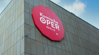 Die Komische Oper muss saniert werden und zieht vorÃ¼bergehend ins Schillertheater.