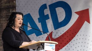 Birgit Bessin, Vorsitzende der AfD Brandenburg, spricht bei einer von der AfD Brandenburg abgehaltenen Veranstaltung.