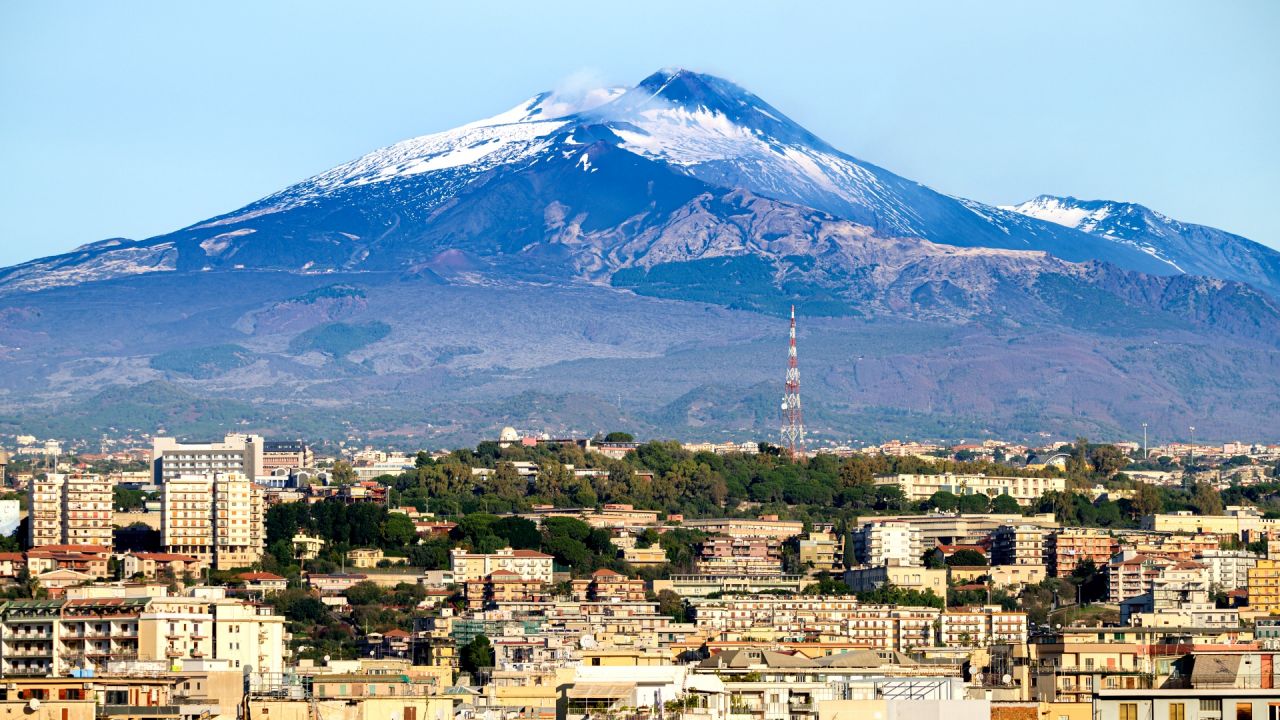Sizilien: Von Vulkanforschern und TV-Kommissaren