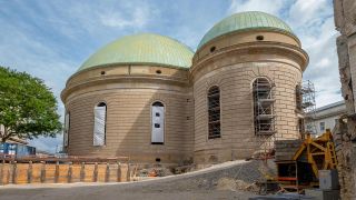 Die St. Hedwigs-Kathedrale des Erzbistums Berlin wurde fast sechs Jahre lang umgebaut und soll im November 2024 wiedererÃ¶ffnen. 