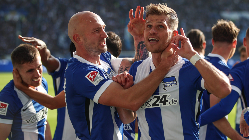 Toni Leistner (links) und Florian Niederlechner (rechts) im Hertha-Trikot