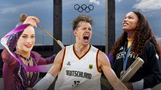 Fotomontage mit den Olympiasiegen Darja Varfolomeev (Kunstturnerin), Moritz Wagner (Basketballer) und Yemisi Ogunleye (Kugelstoßerin) vor dem Eingang zum Berliner Olympiastadion, an dem die olympischen Ringe hängen; Quelle: rbb/Imago