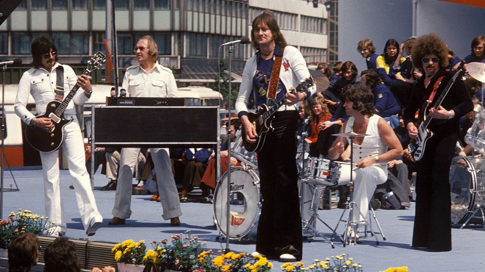 Die Puhdys auf dem Alexanderplatz. Quelle: imago images