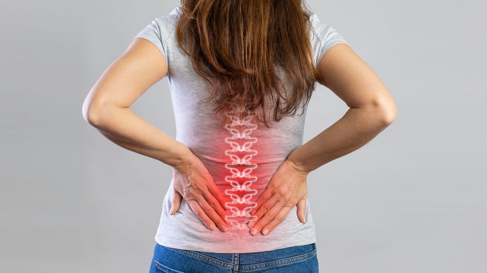 Rückenschmerzen l LWS-Syndrom: Ursachen, Behandlung