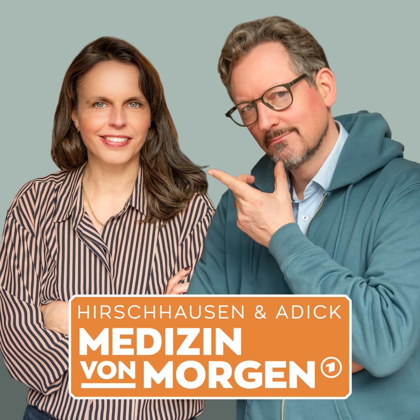 Cover zum Podcast "Medizin von morgen" mit dem Porträt von Katharina Adick und Eckart von Hirschhausen (Bild: MDR/rbb)